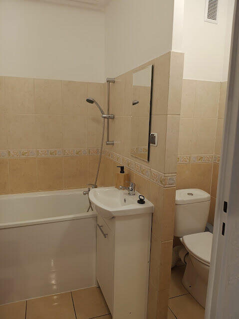 Wynajmę mieszkanie 34 m2 1800 zł