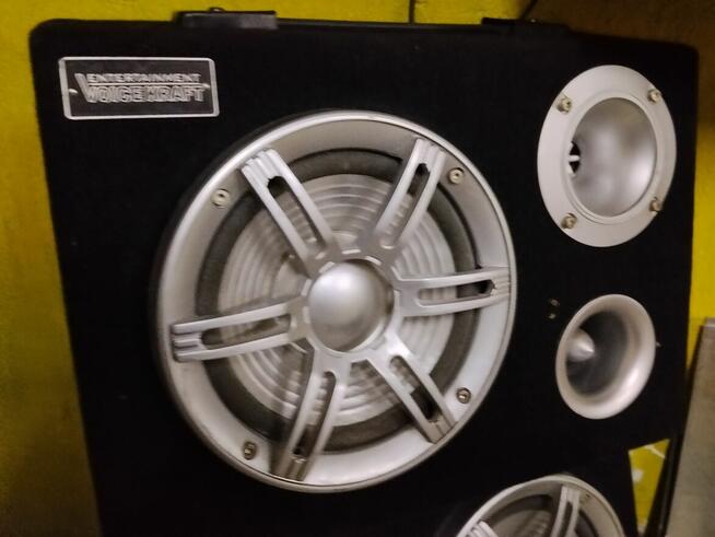 Dwie Tuby z wzmacniaczem oraz okablowaniem.