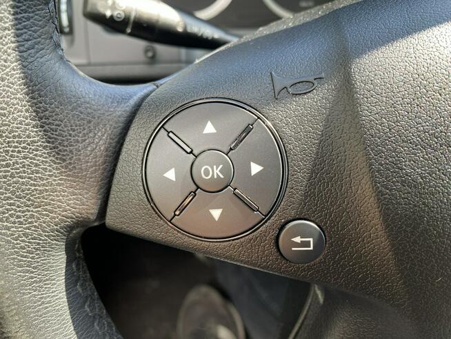 Mercedes C 180 Bardzo zadbana - 100% oryginalny przebieg.NOWY ROZRZĄD !!!