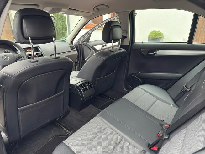 Mercedes C 180 Bardzo zadbana - 100% oryginalny przebieg