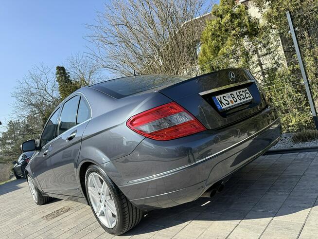 Mercedes C 180 Bardzo zadbana - 100% oryginalny przebieg