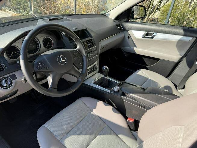Mercedes C 180 Bardzo zadbana - 100% oryginalny przebieg