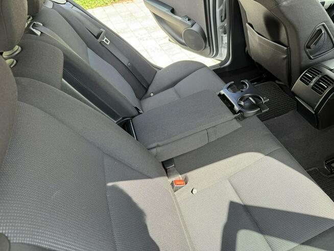 Mercedes C 180 Bardzo zadbana - 100% oryginalny przebieg