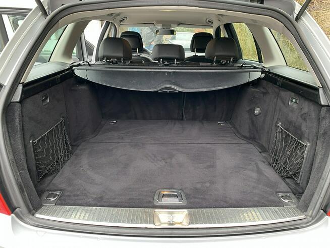 Mercedes C 200 Bardzo zadbana - 100% oryginalny przebieg.NOWY ROZRZĄD !!!