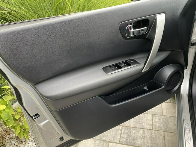 Nissan Qashqai 4X4. Zadbany Bezwypadkowy Serwisowany!!! Niski oryginalny przebieg !!!