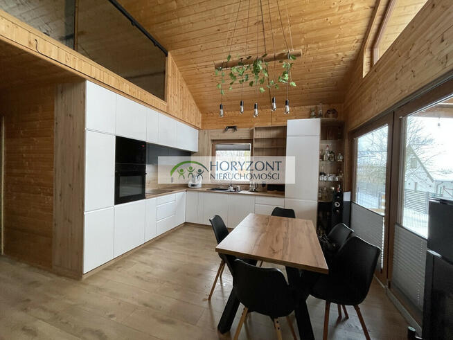 Tuchom - Warzno , dom na jeziorem Tuchomskim