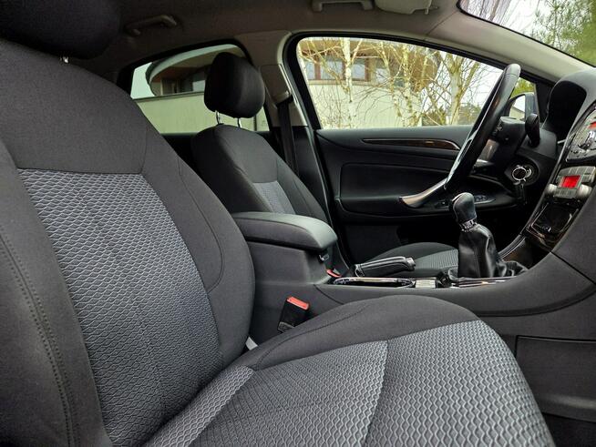 Ford Mondeo HB GHIA 2.0 Benz.145KM 2009r Grzane Fotele, Manual