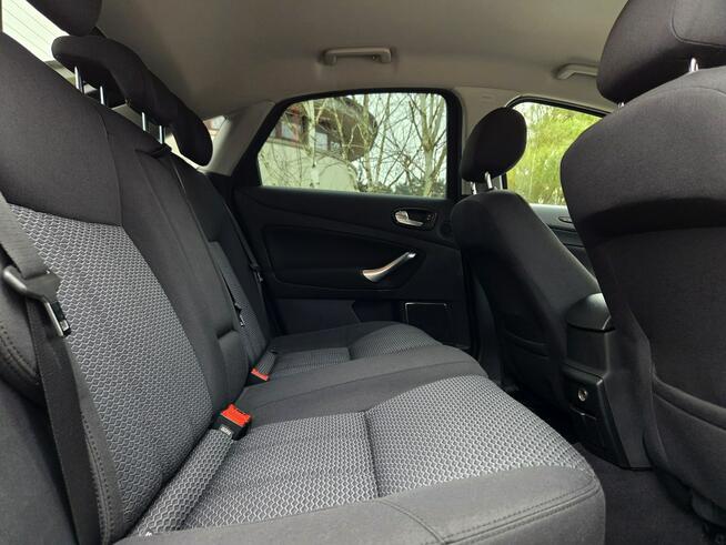 Ford Mondeo HB GHIA 2.0 Benz.145KM 2009r Grzane Fotele, Manual