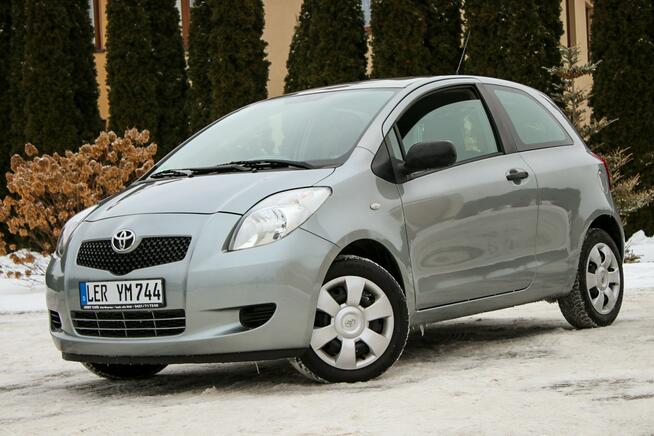 Toyota Yaris 69KM Klimatyzacja Isofixy Hak