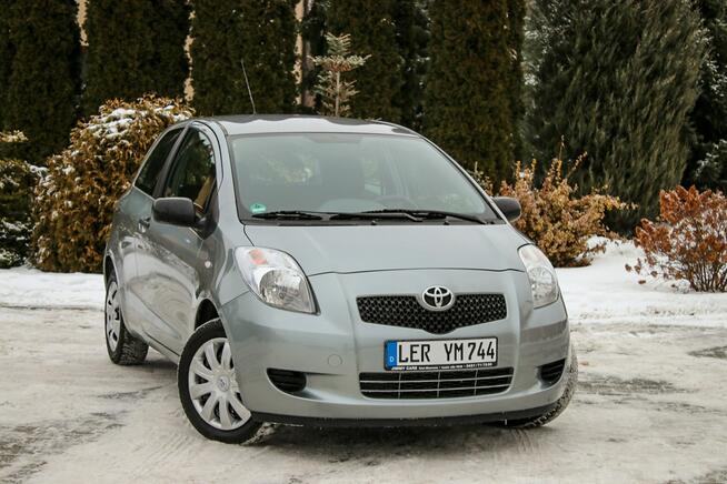Toyota Yaris 69KM Klimatyzacja Isofixy Hak