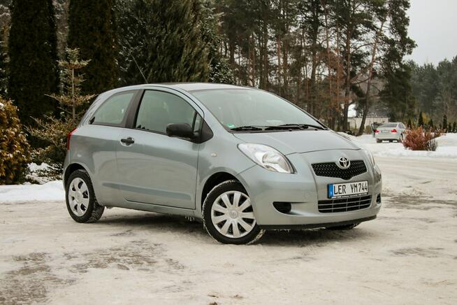 Toyota Yaris 69KM Klimatyzacja Isofixy Hak