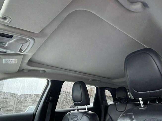 Jeep Cherokee Automat 4x4 Skóra Kamera Panorama Pamięć 200 KM