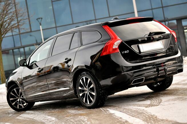 Volvo V60 Black Edition LiFt Ledy Digital Radar Blisy Navi Kamera Skóra Full