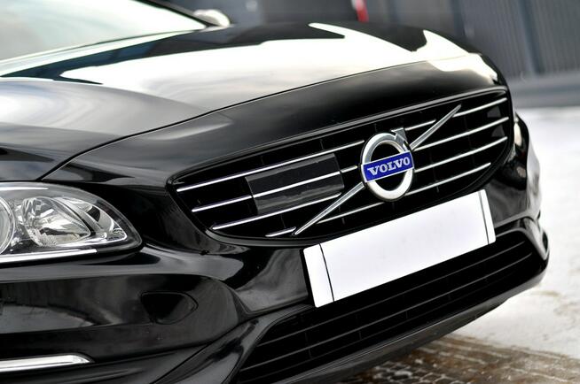 Volvo V60 Black Edition LiFt Ledy Digital Radar Blisy Navi Kamera Skóra Full