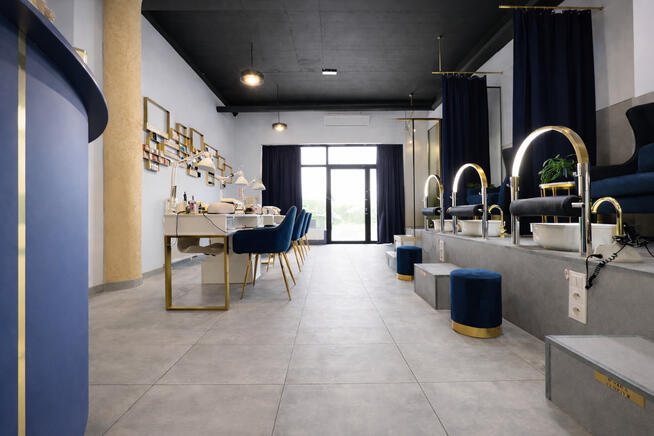 Odstąpienie, sprzedaż biznesu, salon kosmetyczny