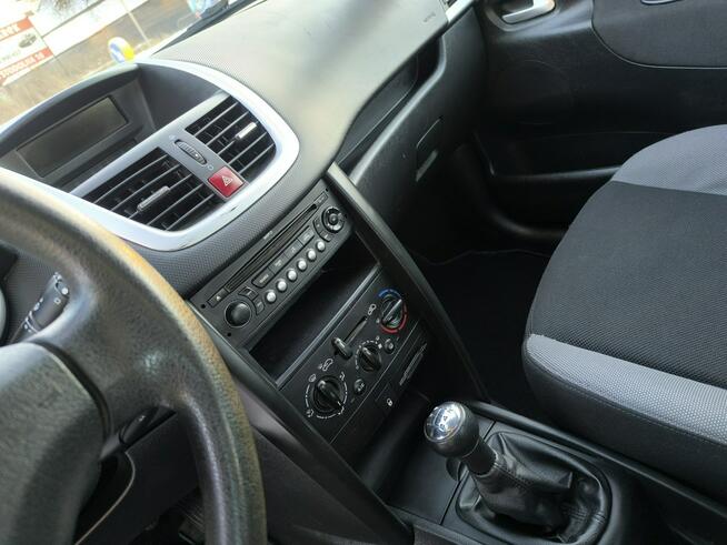 Peugeot 207 1.4i 16V 95KM Klimatyzacja