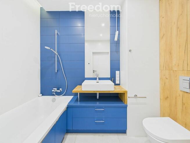 Apartament 94 m2, 4 pokoje, taras, 2 garaże