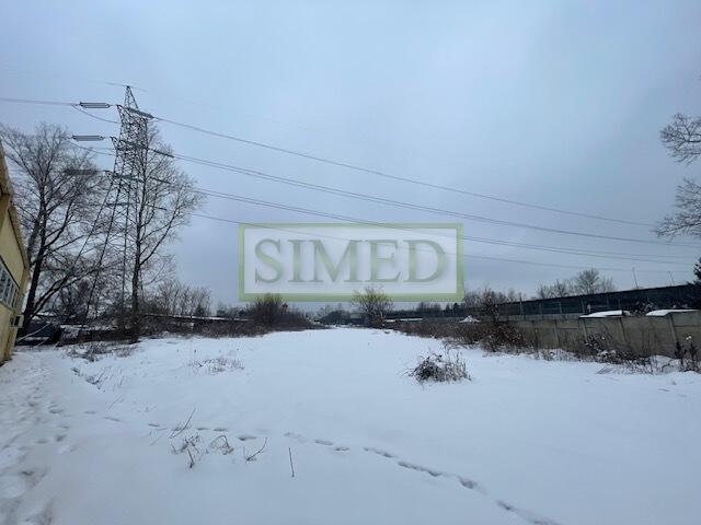 Okolice Auchan,przy trasie nr 7 wjazd do Łomianek