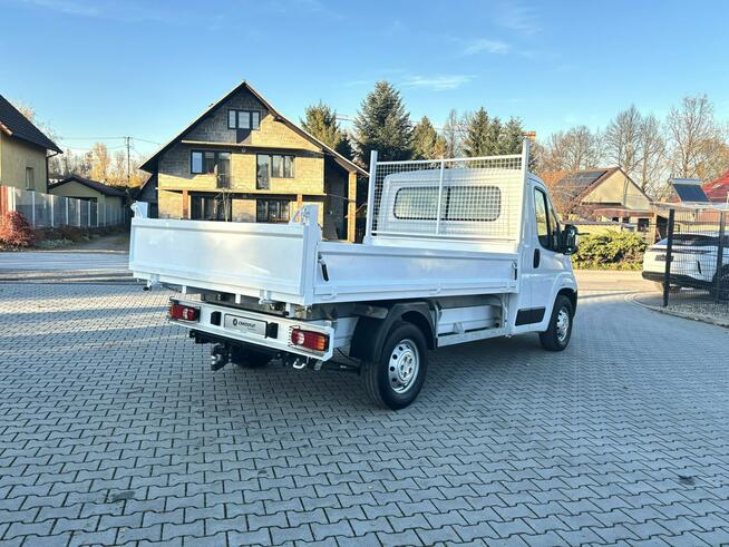 Opel Movano Wywrotka 2.2CDTI 140KM M6 2023 r., hak, 3-osobowy, klimatyzacja