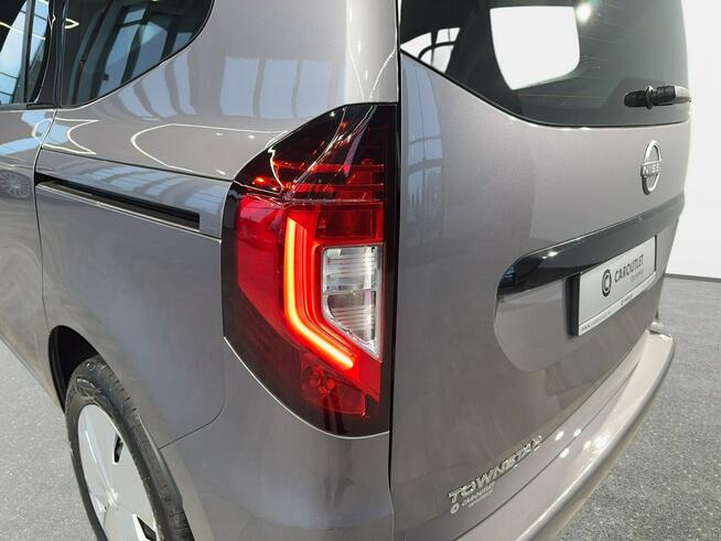 Nissan Townstar VAT 23% Combi Business 1.3DIG-T 130KM M6 2022 r., salon PL