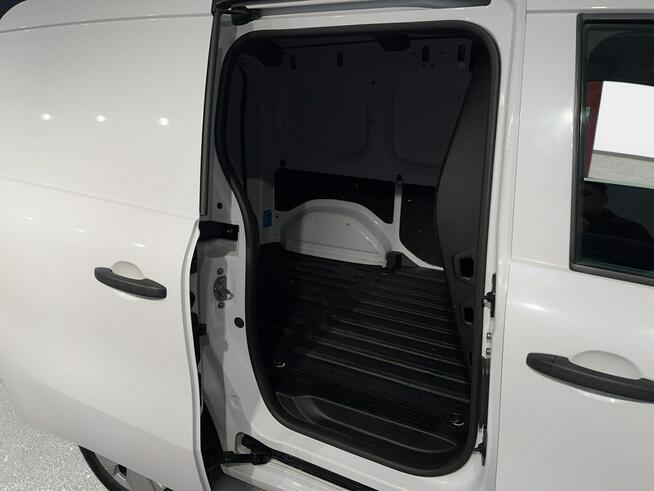 Nissan Townstar VAT 23% VAN Business 1.3DIG-T 130KM M6 2022 r., salon PL, I wł.