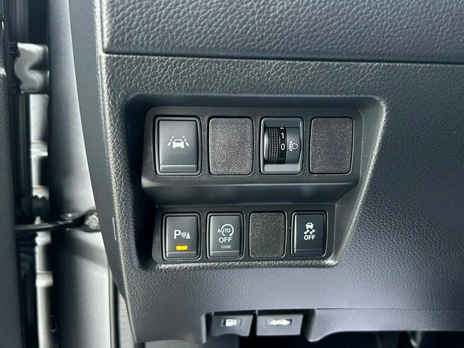 Nissan Qashqai NAVI*LEDY*Kamera*360*Podgrzewane*Fotele*Serwis*ASO*Zarejestrowany