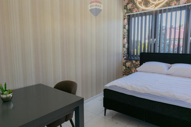 Budynek usługowo- handlowo-turystyczny