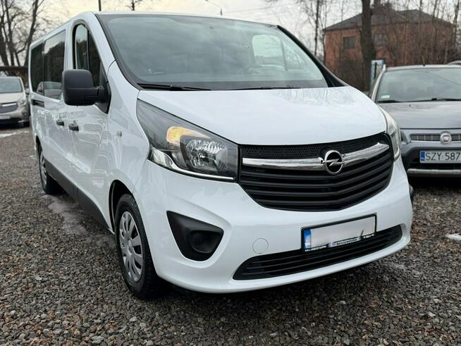 Opel Vivaro 1,6 120 9 osobowy klimatyzacja x2 long