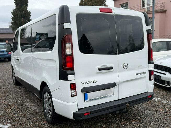 Opel Vivaro 1,6 120 9 osobowy klimatyzacja x2 long