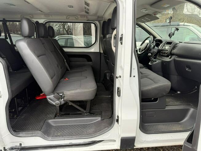 Opel Vivaro 1,6 120 9 osobowy klimatyzacja x2 long
