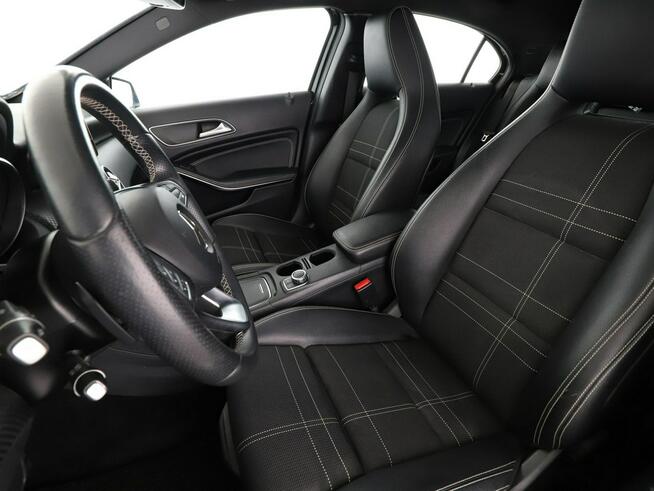 Mercedes A 200 A200 156KM automat navi półskóra PDC tempomat grzane fotele