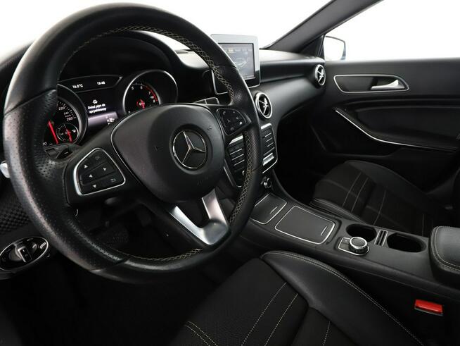 Mercedes A 200 A200 156KM automat navi półskóra PDC tempomat grzane fotele