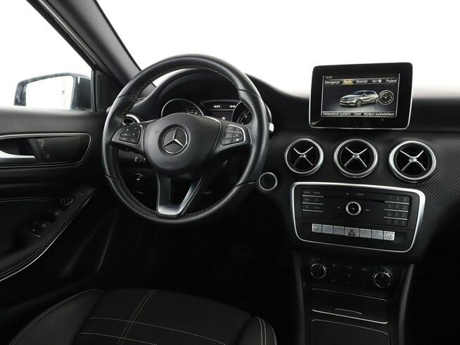 Mercedes A 200 A200 156KM automat navi półskóra PDC tempomat grzane fotele