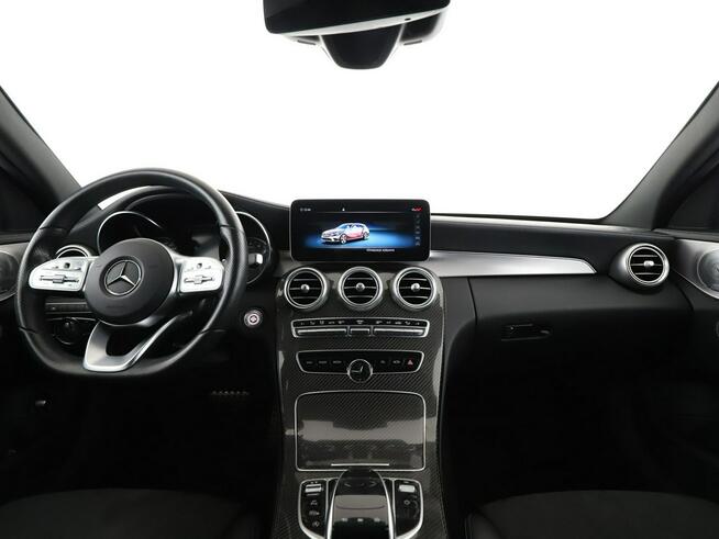 Mercedes C 300 mHEV automat full LED skóra/alcantara kamery grzane fotele Burmester