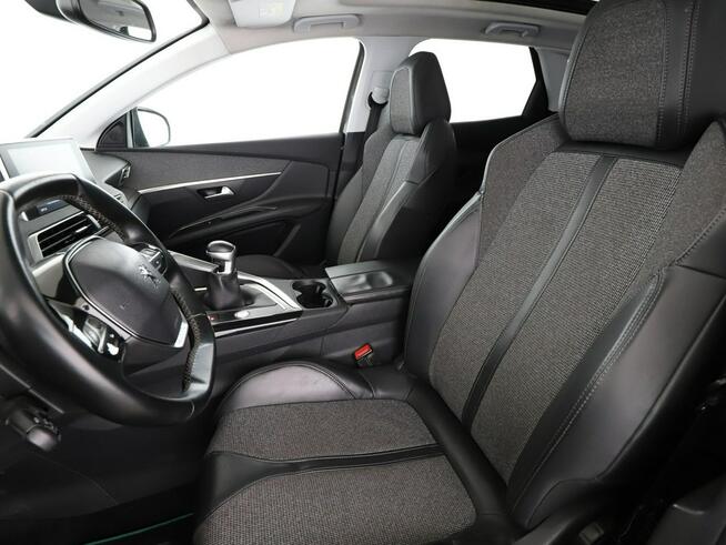 Peugeot 3008 panorama półskóra virtual cocit navi klima auto kamera i czujniki park