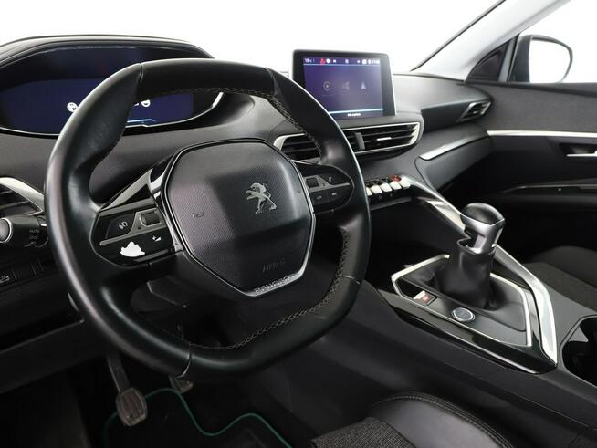 Peugeot 3008 panorama półskóra virtual cocit navi klima auto kamera i czujniki park