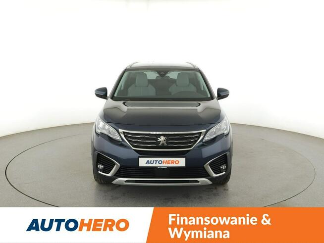 Peugeot 5008 automat jasna tapicerka półskóry virtual cocpit navi klima auto