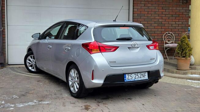 Toyota Auris 1.6 132 KM + GAZ , PREMIUM,+ pakiety ,Salon PL,Serwis ASO, stan bdb