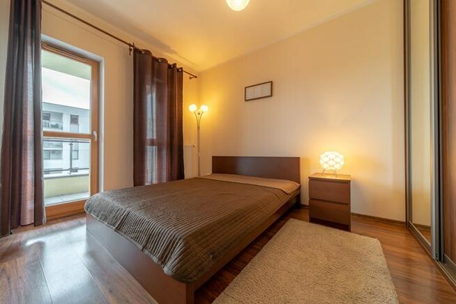 Wynajmę 2 pokoje z balkonem, Cybernetyki 3B