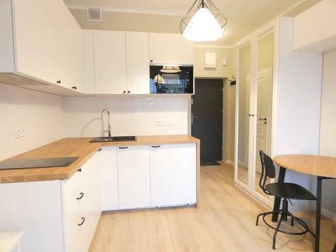 Słoneczne studio z balkonem- Kołowa 54,Targówek