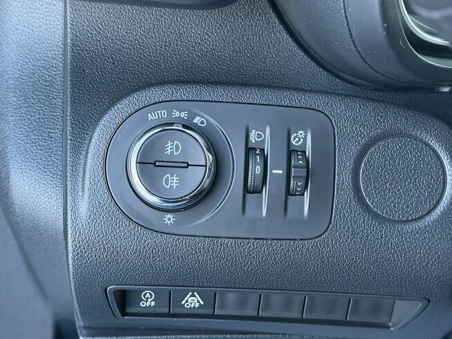 Opel Combo Life 1.5 / 102KM Tempomat Asytent Pasa Ruchu Klimatyzacja