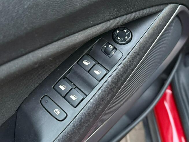 Opel Crossland Elegance*Parktronic*FullLed*NiskiPrzebieg*Serwisowany*Hak*Klimatyzacja