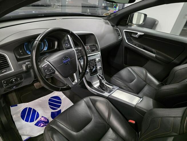 Volvo XC 60 Ocean Race / Automat/ D3 / FULL LED / wzorowy stan