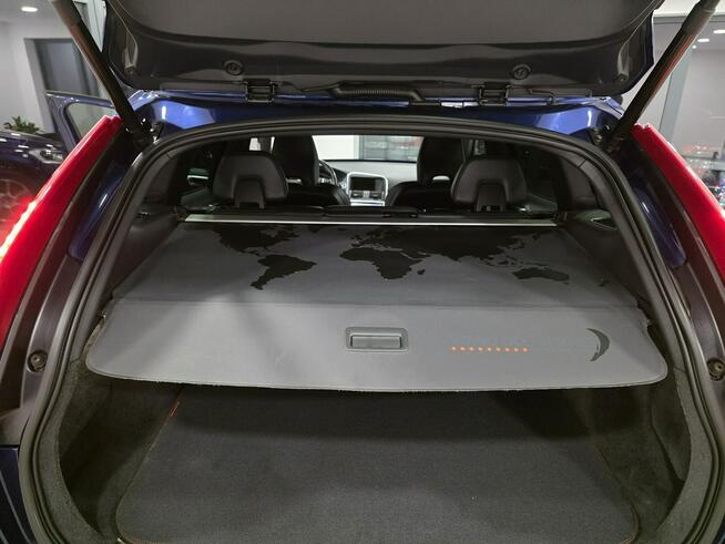 Volvo XC 60 Ocean Race / Automat/ D3 / FULL LED / wzorowy stan