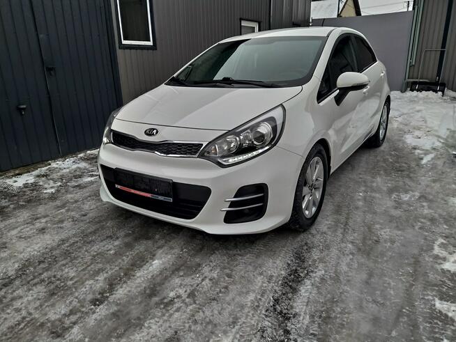 Kia Rio 1,2 Benzyna Navi Kamera Ledy PDC Grzane Fotele i Kierownica Zarejestr