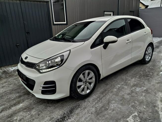 Kia Rio 1,2 Benzyna Navi Kamera Ledy PDC Grzane Fotele i Kierownica Zarejestr