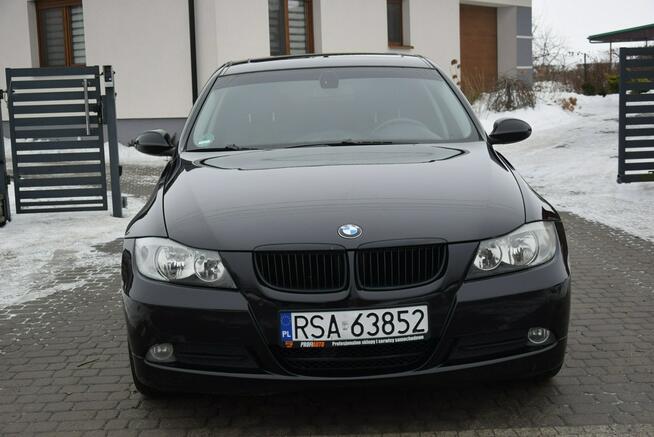 BMW 318 2.0B 2008r/ Navi/ Nowe Opony/ Zadbany