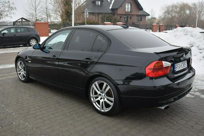 BMW 318 2.0B 2008r/ Navi/ Nowe Opony/ Zadbany