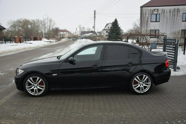 BMW 318 2.0B 2008r/ Navi/ Nowe Opony/ Zadbany