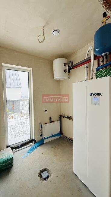 wolnostojący/6 arów/doświetlony/nowoczesny